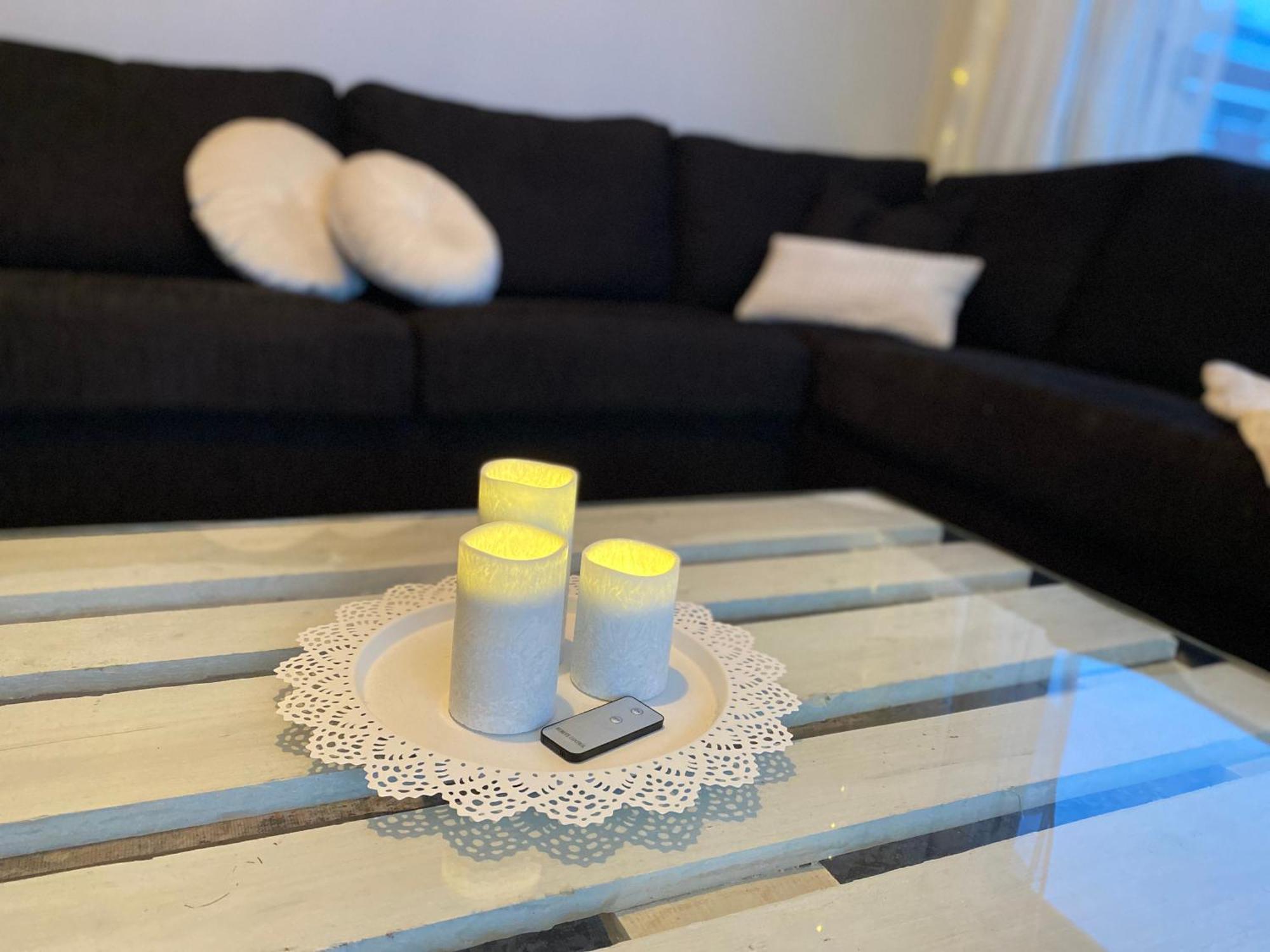 Spacious Home In Heart Of City โรวานิเอมิ ภายนอก รูปภาพ